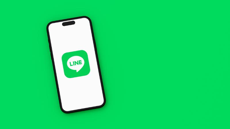 LINEを表示したスマートフォン