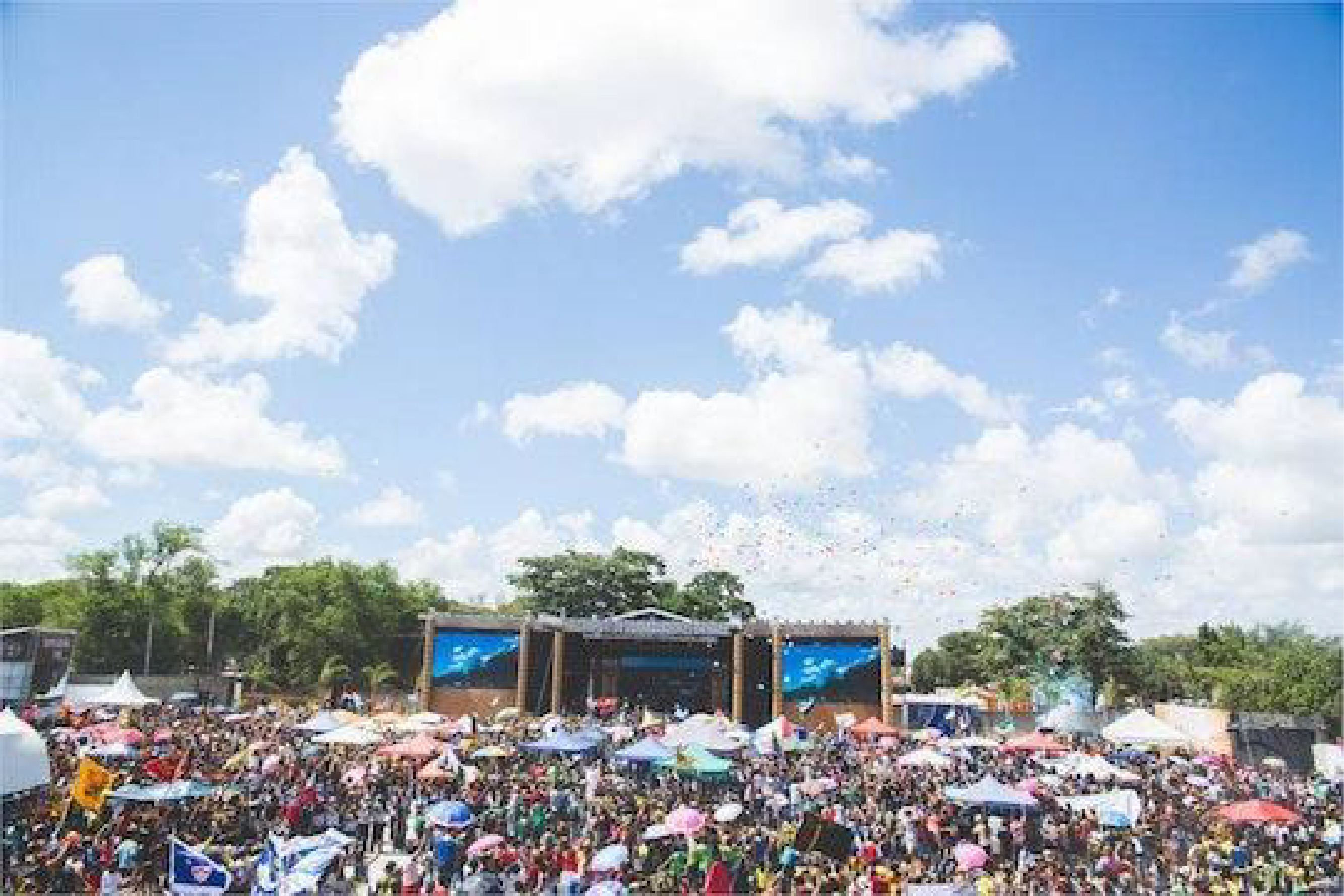 混雑したライブ会場
